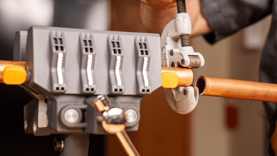 Revolutionizing Pipe and Tubing Work:<br>IQ Vise Jaws™ – Pipe-Fit™-Work IQ Tools